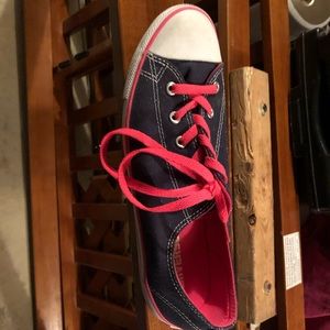 Hardly worn converse